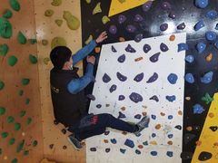 -问山MountQuest攀岩馆