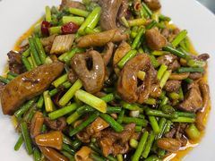 -余杨鸭鸭餐厅