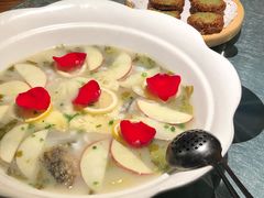 美女最爱水果酸菜鱼-江渔兒酸菜魚專門店(顺盈时代广场店)