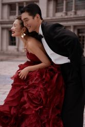 -喜爱高定婚纱摄影