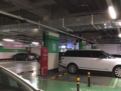 -荟聚西红门购物中心-停车场