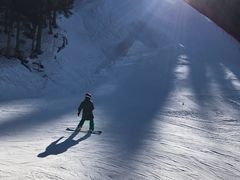 -丝绸之路山地度假区滑雪场