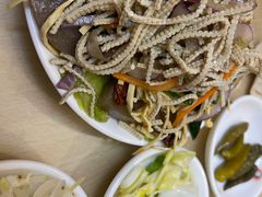 -闫家驴肉老店(华电一校店)