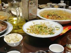 -那家老院子东北菜·饺子·小鸡炖蘑菇(艳华街店)