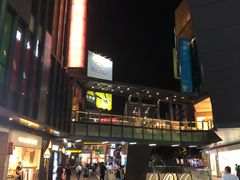 -江燕路万科里
