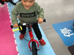 -迪卡侬(燕山店)