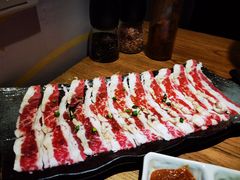 特味肥牛-泥炉烧肉师(新街口金銮巷店)