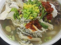 -潮镇老尾牛杂(环城西路店)