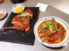-肖四女乐山跷脚牛肉(江北星街坊店)