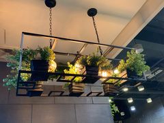 -愉肴麻辣香锅(中山路店)