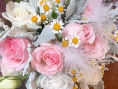 -臻爱婚礼嫁衣美妆