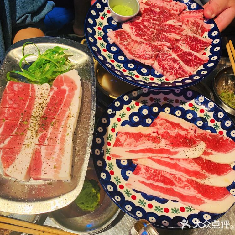 打卡最近爆火的山葵烤肉[调皮]