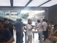 -DJI大疆(深圳华强北曼哈授权体验店)