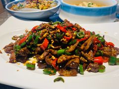 杭椒小炒鸡胗-前海沿·青岛菜(李沧万达店)