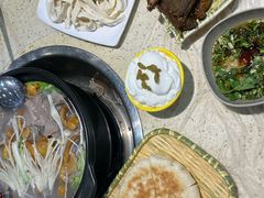 -九寨特色牦牛肉汤锅 羊肉汤锅