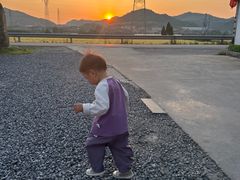 -李东农庄(中南百草园地标店)