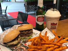 -The Habit Burger Grill 哈比特汉堡(爱琴海店)