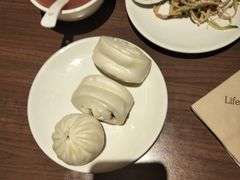 -西安大雁塔科技大学地铁站亚朵酒店