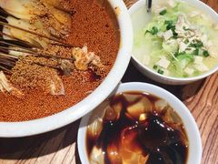 -嘉州叶婆婆钵钵鸡(建设路店)