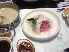 -红鼎豆捞·非遗鲍皇汤火锅(宝丰路店)