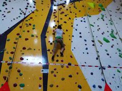 -问山MountQuest攀岩馆