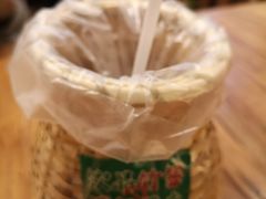 -云阿蛮云南生烫牛肉米线(奉贤路店)