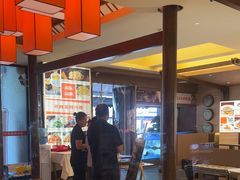 -阿瓦山寨·湘菜现炒·剁椒鱼头王(咸阳总店)