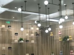 大堂-奈雪的茶(市百一店)