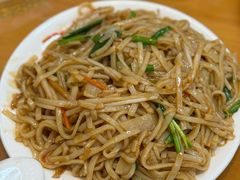 -正宗普宁豆干坊·洪记砂锅粥(红领巾路店)