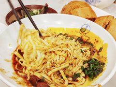 -李与白包子铺(桐梓林店)