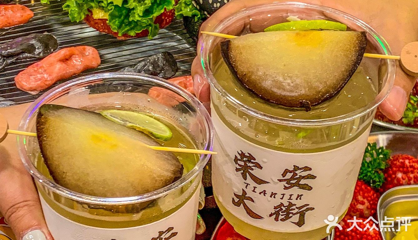 天津烤肉店内卷王‼️Diy小汉堡,芝士条爆好吃