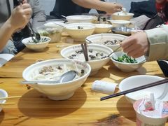 -文山荷鲜居(翠湖店)