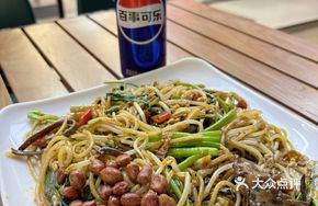 Liuzhou Special Stir-fried Snail Noodles