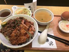-熊吞·大碗丼烧肉饭(济宁万达广场店)