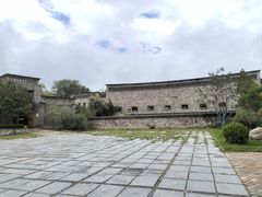 -源石酒庄