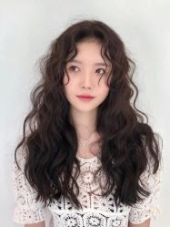 -KIMI HAIR SALON·烫染设计店