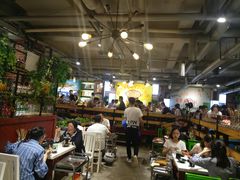 大堂-钢管厂歆瑞源油卤串串香(春熙路太古里店)