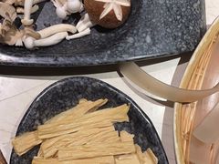 -哥老官重庆美蛙鱼头(西湖银泰十一哥店)