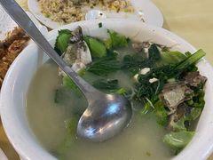萝卜煮杂鱼-金辉海鲜餐厅