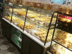 面包甜点陈列柜-BreadTalk面包新语·烘焙蛋糕(海岸城店)