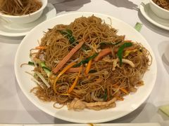 肉片炒米粉-宜宾海鲜酒家·三十年老字号