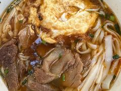 炖牛腩扁粉-虎子面粉馆(五一东村店)