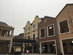 -王府井奥莱临潼小镇(临潼店)