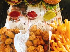 -The Habit Burger Grill 哈比特汉堡(爱琴海店)