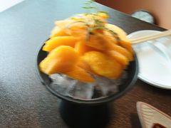 -曼听小寨海鲜烧烤·大连辣炒大王(盖州街店)