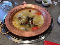 -阿婆情腊排骨火锅·野生菌季(古城旗舰店)