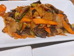 土豆片炒榛蘑-路家小馆(富力又一城店)