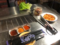-马路牙子地桌烤肉(工体店)