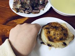 -宝瑞门钉肉饼店