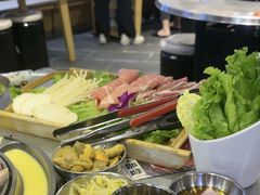 -GOGIYA·咕叽吖韩国传统烤肉店(东方新天地店)